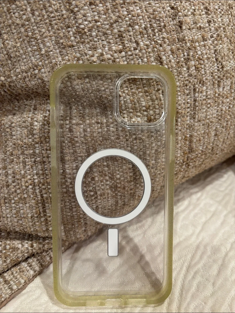 OtterBox 15 plus Symmetry Series Clear Case with MagSafe Accent